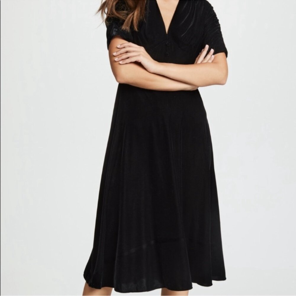 Shoshanna Lakewood Black‎ Velvet Dress, Size 6, Midi, Lined, Ruched Short Sleeve